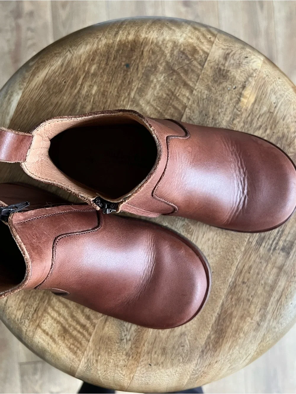 Adelisa & co. Brown leather boots